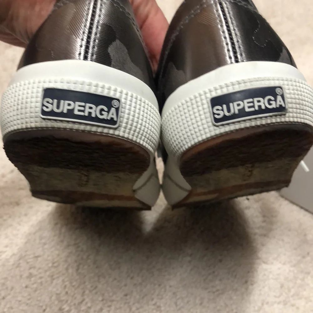 Superga 2750 Army Chrome Size 7